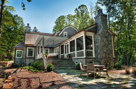 Charming shingle style cottage on Lake Keowee, South Carolina Chippendale Fence, Grilling Deck, Lake Keowee South Carolina, Pergola Area, Traditional Exterior Homes, Stone Terrace, Cedar Shingle, Porch Design Ideas, Victorian Exterior