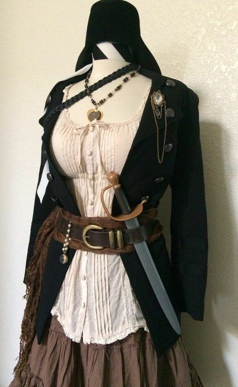 Steampunk Pirate Costume, Upcycled Items, Ren Faire Outfits, Pirate Dress, Pirate Cosplay, Steampunk Pirate, Pirate Halloween Costumes, Pirate Captain, Pirate Outfit