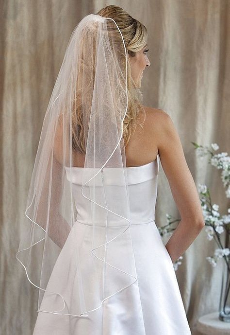 simple wedding veil. Ribbon Veil, Simple Wedding Veil, Simple Veil, Veil Length, Fingertip Veil, Veil Headpiece, Wedding Bridal Veils, Wedding Hairstyles With Veil, Veil Hairstyles