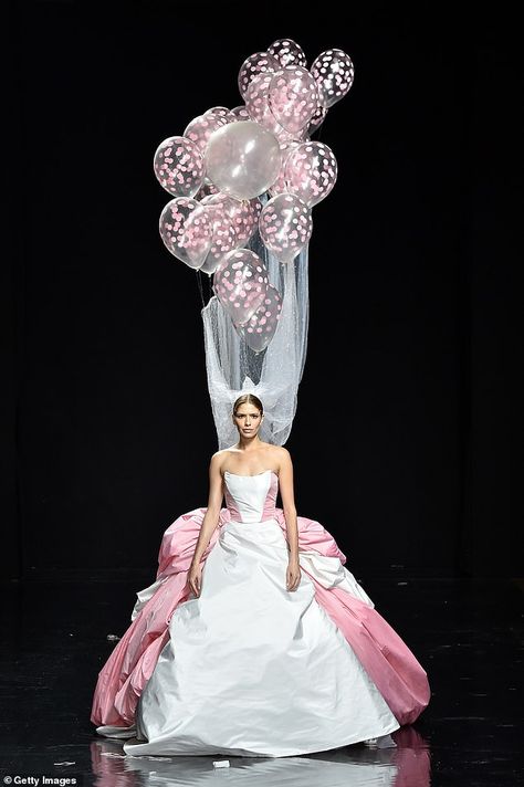 Pixar posh! Model Lena Perminova wore a pink and white gown and a veil that floated behind... Fashion Show Themes Ideas Inspiration, Balloon Entry, Lena Perminova, Cocktail Costume, Camp Fashion, Gala Themes, Haute Couture Looks, Gala Ideas, White Ball Gowns