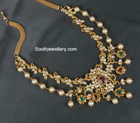 Designer Pacchi Necklace photo Pachi Necklace Gold, Uncut Diamond Necklace, Long Haram, Necklace Photo, Gold Jewelry Simple Necklace, Beautiful Gold Necklaces, Pearl Necklace Designs, Gold Necklace Indian Bridal Jewelry, Bridal Diamond Jewellery