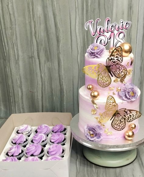 Cake Bday, Butterfly Wedding Cake, Flower Cake Design, Butterfly Birthday Cakes, Butterfly Cupcakes, 2 Tier Cake, Butterfly Cake, Simple Cake Designs, 18th Birthday Cake