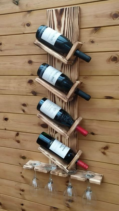 Easy Diy Wine Rack, Wall Mounted Wine Rack Ideas, Diy Wine Holder, Wine Holder Ideas, Pallet Wine Racks, Ideas Con Palets, Wine Bottle Holder Diy, Pallet Wine Rack Diy, Wood Wine Rack Diy