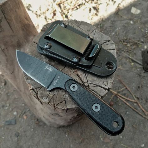 2018 Esee Izula 1 This knife is very important to me since I had been looking for it for many years but in my country Argentina it was really expensive and difficult to get one, so at one point, I met a great person @the_fire_in_the_horn who told me: I have an Izula 2 in a drawer, I don't use it, if you want I can send it to you, you just pay the shipping.. That's how it was, he sent the knife and I paid for the shipping. (I still have his account in my PayPal) I still remember the photo of ... Esee Izula, Expensive And Difficult, I Still Remember, Send It, Knife Making, Axes, Get One, Horn, Quick Saves