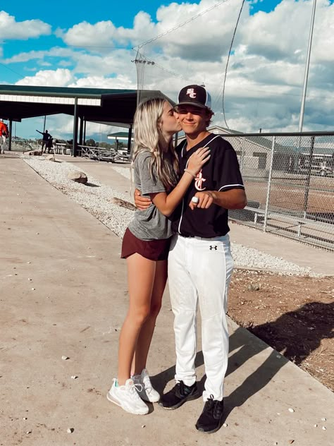 Cute Bc And Gf Pics, Cute Baseball Couples, Cute Couple Pics Basketball Game, Cute Aesthetic Couple Pics Baseball, Softball And Baseball Couple Goals, Cute Bf And Gf Pics Baseball, Cute Couples Goals Photos Baseball, Baseball Relationship Goals Boyfriends, Baseball Couples