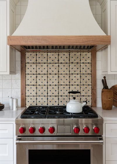 30 Bold and Beautiful Range Backsplashes Tile Backsplash Behind Stove Only, Oven Backsplash Accent, Behind Range Backsplash Ideas, Accent Tile Above Range, Tile Behind Range, Behind The Stove Decor, Range Backsplash Ideas, Backsplash Over Stove, Tile Behind Stove