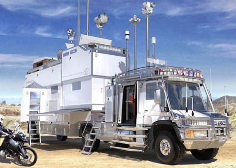 Daaaaaaad..........Ultimate RV-3 built by a Dad for his daughter! Rustic Porches, Kombi Motorhome, Bug Out Vehicle, Ideas Videos, Expedition Vehicle, All-terrain Vehicles, Offroad Trucks, Truck Camper, Zombie Apocalypse