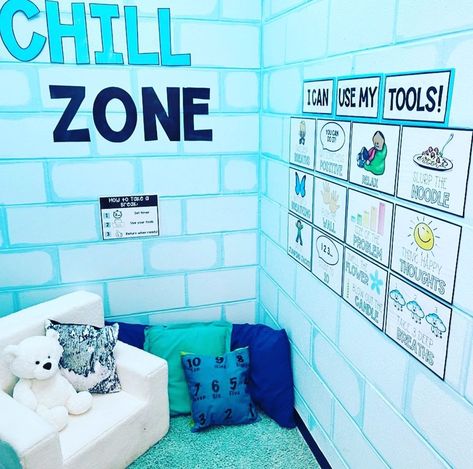 Classroom Chill Zone, Calm Down Kit, Functional Life Skills, Preschool Rooms, Circle Time Activities, Life Skills Classroom, Teacher Classroom Decorations, Calm Down Corner, Chill Zone