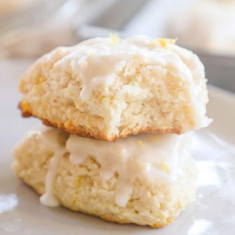 Glazed Lemon Scones · Easy Family Recipes Lemon Scones Recipe, Weekend Brunch Recipes, Easy Family Recipes, Lemon Scones, Scones Easy, Savoury Biscuits, Flaky Pastry, Scone Recipe, Easy Family Meals