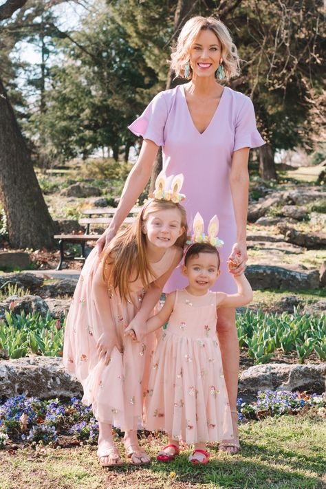 Easter outfit ideas for the whole family, girls matching dresses for Easter, mother daughter Easter outfits #easteroutfit #easterdress #easter Easter Family Outfits, Easter Outfit Ideas, Cute Easter Outfits, Girls Matching Dresses, Easter Photoshoot, 2015 Outfits, Easter Inspiration, About Easter, Target Clothes