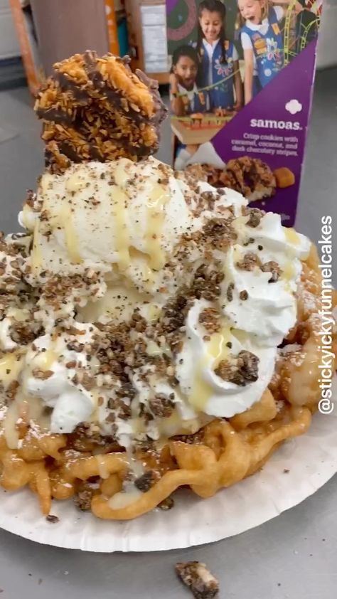 Funnel Cake Business, Cookies And Cream Funnel Cake, Toppings For Funnel Cakes, Carnival Funnel Cake Recipe, How Do You Make Funnel Cake, Funnel Cake Recipe, Chocolate Covered Cherries, Baking Company, Funnel Cake