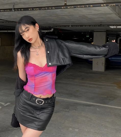 Pink Top, Fit Inspo, Pink Tops, Aesthetic Clothes, Pretty Outfits, Leather Skirt, Leather Pants, Cool Outfits, Fashion Inspo