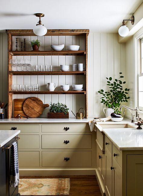 Portfolio Cottage Kitchen Inspiration, Cottage Kits, Vintage Inspired Kitchen, Hygge Living, Modern Rustic Decor, Charming Kitchen, Farmhouse Style Kitchen, Unique Kitchen, Cottage Kitchen