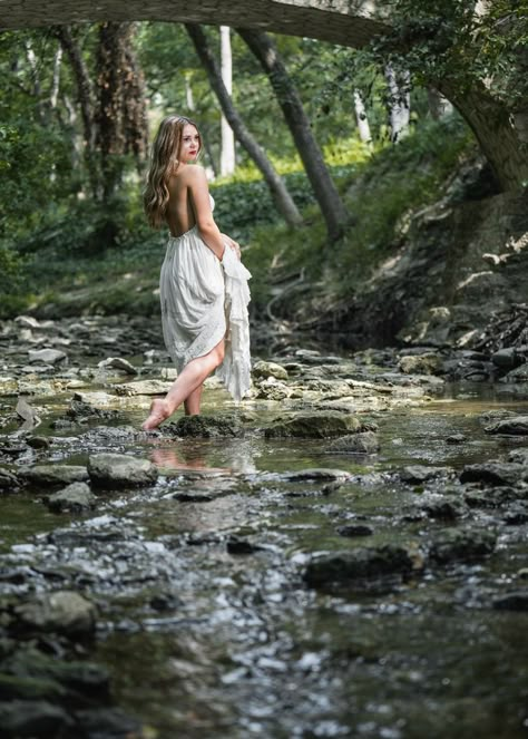 Waterfall Shoot, Waterfall Model, Modelling Ideas, Fairytale Photoshoot, Senior Photoshoot Poses, Fairy Photoshoot, Lake Photoshoot, Family Photos With Baby, Family Photoshoot Poses