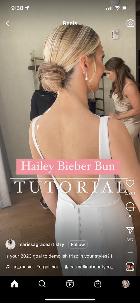 Slick Bun Hairstyles Wedding, Slick Bun Wedding Hairstyles With Veil, Hailey Bieber Wedding Hairstyle, Bridal Slick Bun, Slick Back Bun Wedding Hair, Hailey Bieber Wedding Hair, Wedding Hair Hailey Bieber, Hailey Bieber Bun Wedding, Sleek Wedding Bun