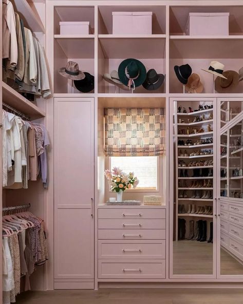 Lee Jofa on Instagram: “Dress to impress. #LeeJofaLuxury •• Fabric: Lyre @kellywearstler Designer: @chandosinteriors” Pink Closet Aesthetic, Pink Walk In Closet, Walkin Closets Design, Dream Dressing Room, Luxury Closets, Closets Design, Pink Closet, Pink Wardrobe, Houston Interior Designers