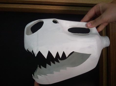 T-Rex skullmade out of a white milk carton. Jurassic Park Party, Dinosaur Themed Birthday Party, Dino Birthday Party, Dinosaur Activities, Dinosaur Crafts, Dino Birthday, Dino Party, Dinosaur Theme, Dinosaur Birthday Party