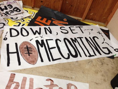 #cheersigns #cheerleading #homecoming #paint Pep Rally Themes, School Spirit Ideas Pep Rally, High School Football Posters, Cheerleading Signs, Homecoming Poster Ideas, School Spirit Posters, Homecoming Signs, Cute Homecoming Proposals, Homecoming Posters