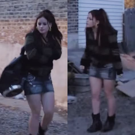 Shameless Outfits Mandy, Mandy Shameless Season 1 Outfits, Mandy Shameless Outfits, Mandy Milkovich Season 1 Outfits, Veronica Shameless Outfits, Shameless Outfit Aesthetic, Female Manipulator Outfits, Shameless Aesthetic Outfits, Mandy Milkovich Season 1