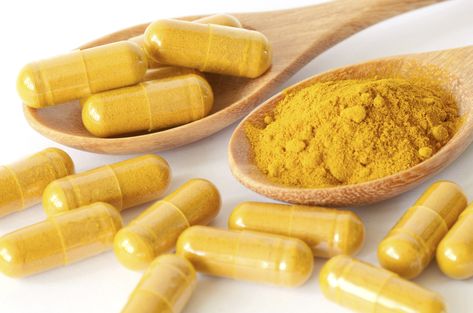 What Are the Benefits of Turmeric Capsules? Tumeric Root, Oregano Oil Benefits, Turmeric Plant, Turmeric Capsules, Turmeric Supplement, Calendula Benefits, Oregano Oil, Magic Herbs, Turmeric Curcumin