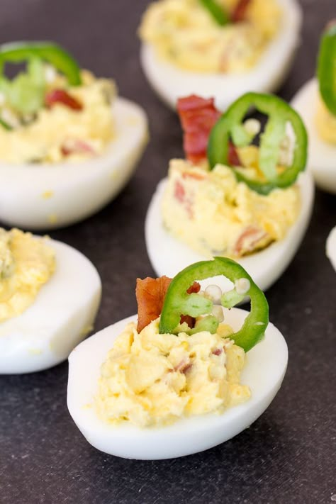 Nothing beats the taste of a jalapeno popper, at least until now! These Jalapeno Popper Deviled Eggs have the delicious jalapeno popper flavor without the intense spice. Deviled Eggs Jalapeno, Jalapeno Popper Deviled Eggs, Jalapeno Deviled Eggs, Deviled Eggs Recipe Easy, Deviled Eggs Easy, Bacon Deviled Eggs, Six Sisters Stuff, Stuffed Jalapenos With Bacon, Six Sisters