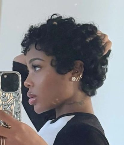 The Big Chop, Finger Waves Short Hair, Jayda Wayda, Natural Hair Short Cuts, Cut Life, Short Hair Pixie Cuts, Short Curly Haircuts, Short Curls, Hair Inspiration Short