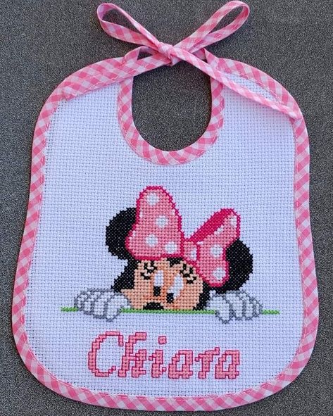 Baby Cross, Desperate Housewives, Cross Stitch Borders, Cross Stitch Patterns, Cross Stitch, Felt, Embroidery, Crochet, Disney