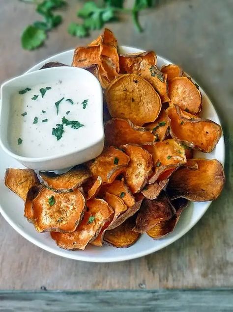 Chip Snacks, 7 Layer Mexican Dip, Crispy Sweet Potato Chips, Dip For Potato Chips, Baked Potato Dip, Baked Potato Chips, Roasted Garlic Hummus, Chili Cheese Dips, Healthy Appetizer Recipes