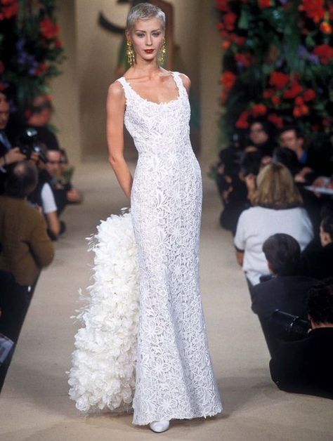 Ysl Runway 90s, Ysl Gown, Ysl 90s, Vintage Ysl Dress, Ysl Runway, 2000s Runway, Ysl Dress, Yves Saint Laurent Haute Couture, Saint Laurent Haute Couture