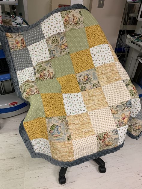 Winnie The Pooh Baby Quilt, Winnie The Pooh Quilt, Winnie Poo, Baby Boy Quilt Patterns, Neutral Baby Quilt, Boys Quilt Patterns, Rustic Quilts, Crazy Quilts Patterns, Kids Quilts