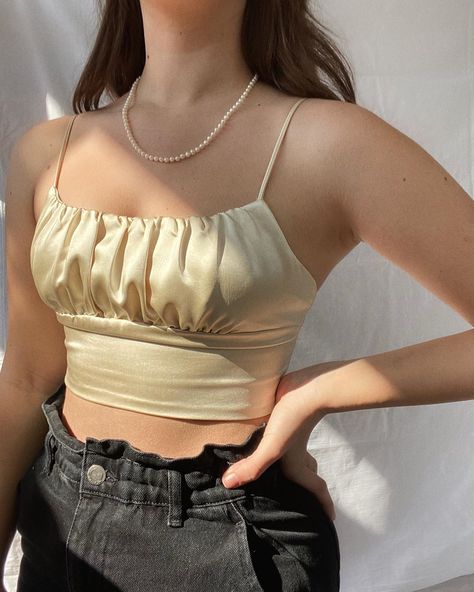 Silky Top Outfit, Makeup Outfit, Silky Top, Top Outfit, Cute Fits, Some People, Fitness Inspo, Camisole Top, Hair Makeup