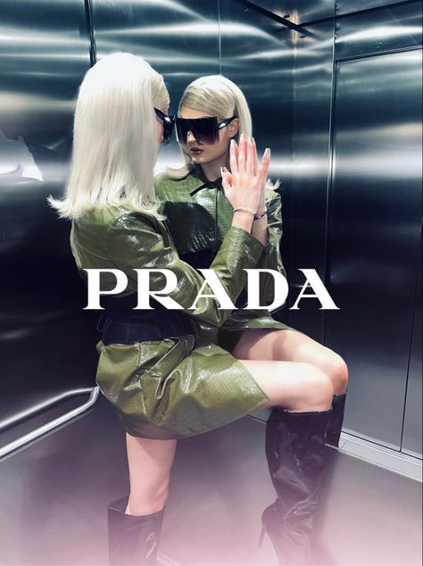 Prada Campaign 90s, Prada Advertisement, Prada Photoshoot, Holiday Shoot, Fashion Killa, Prada, Lookbook, Fashion Inspo, Presentation