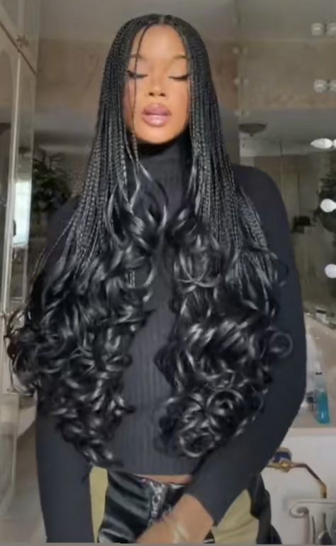 Knotless Braids With French Curls Black, Long French Curl Box Braids, 30 Inch French Curl Braids, Peek A Boo French Curl Braids, Braids In Layers, Black French Curls Braids Black Women, Ombre French Braids, Loose Curls Braids, African Box Braids Hairstyles