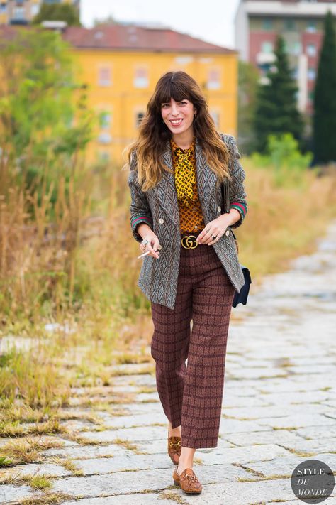 Lou Doillon Gucci Belt Outfit, Mustard Fashion, Nerd Fashion, Lou Doillon, Street Style 2017, Fandom Outfits, Gucci Fashion, Fashion Week Street Style, Fall Fashion Trends