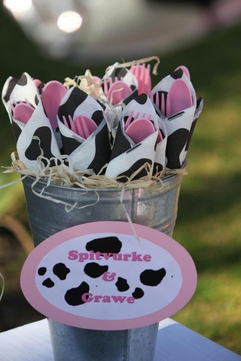 Cow Pink Birthday Party, Pink Cow Theme Party, Cowprint Birthday Party Ideas, Cow Candy Table, Cow Print Birthday Party Food, Cow Theme Decorations, Diy Cow Decor Party, Cow Party Favor Ideas, Cow Themed 18th Birthday Party