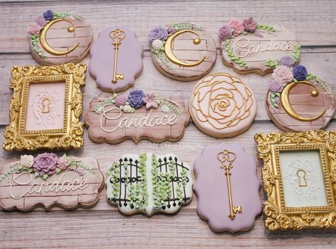 Enchanted Garden bridal shower cookies Garden Bridal Shower Themes, Secret Garden Theme, Garden Cookies, Garden Baby Shower Theme, Secret Garden Parties, Bridal Shower Desserts, Fairy Garden Birthday Party, Color Flow, Fairy Tea Parties