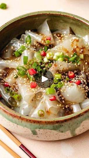 Froed Rice, Hobo Meals, Rice Paper Recipes, Vietnamese Foods, Gluten Free Noodles, Wreaths Ideas, Asian Foods, Quick Lunches, Vietnamese Recipes