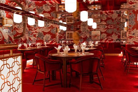 New Chinese Style Interior, Chinese Restaurant Interior, Chinese Restaurant Design, Hong Kong Restaurant, Red Velvet Chair, Cantonese Restaurant, Design Anthology, Chinese Interior, Chic Interior Design