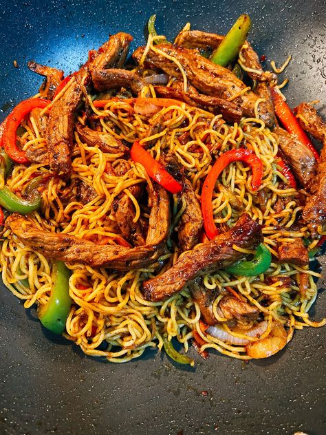 Beef Stir-Fry With Noodles Recipe Malay Cuisine, Beef Noodle Stir Fry, Steak Stir Fry, Beef Stir Fry Recipes, Delicious Family Dinners, Leftover Beef, Chinese Rice, Beef Strips, Recipe Beef