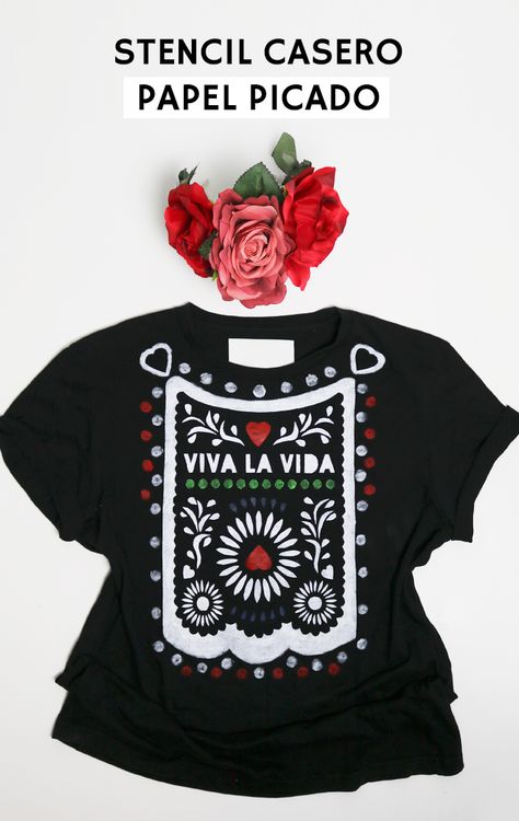 Stencil descargable gratis con diseño de papel picado mexicano. Tutorial para aplicarlo en camiseta DIY Store Names Ideas, Silhouette Curio, Mexican Outfit, Vinyl Shirts, Hippie Chic, Christmas Sweaters, Cool Outfits, Shirt Designs, Tshirt Designs