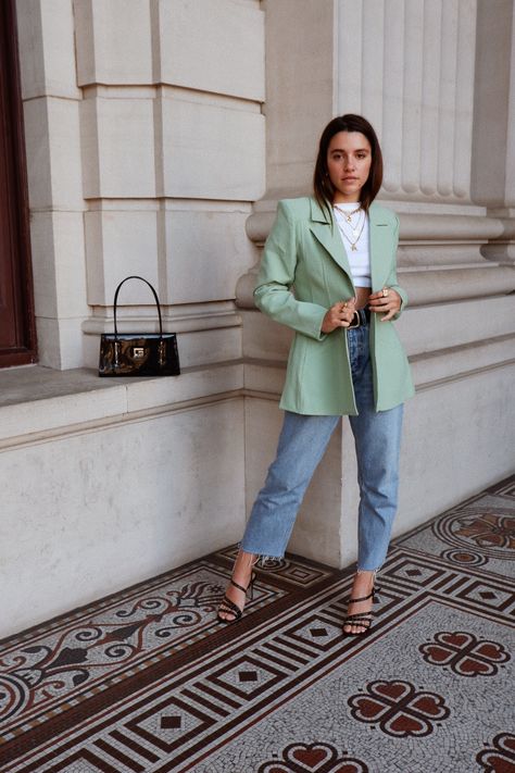 Mint Blazer Outfit, Mint Green Fashion, Green Blazer Outfit, Mint Green Outfits, White Tees Outfit, Mint Green Blazer, Mint Green Jacket, Mint Outfit, Blazer Fits