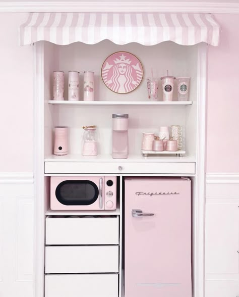 Coffee Station Ideas, Coffee Station Kitchen, Coffee Bar Station, Esthetician Room, Pink Fall, Coffee Bars In Kitchen, Beauty Room Decor, Nail Room, Home Coffee Bar