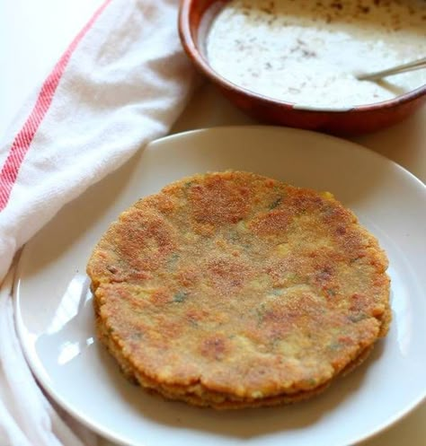 Falahari Recipes, Farali Recipe, Vrat Recipe, Farali Recipes, Ragi Flour, Fasting Food, Navratri Recipes, Fasting Recipes, Paratha Recipe