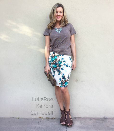 The LuLaRoe Cassie skirt takes the fancy up a notch from the maxi skirt, without sacrificing comfort. This pencil skirt’s waistband flatters all body types and enables the wearer to adjust th… Lula Roe, Lularoe Cassie, Cassie Skirt, Lularoe Outfits, Lularoe Styling, Lula Roe Outfits, Work Attire, Skirt Outfits, Fashion Advice