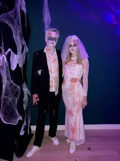 Ghost Bride And Groom Costume, Bride And Groom Costume, Halloween Bride And Groom, Bride And Groom Halloween, Groom Costume, Halloween Bride, Ghost Bride, Halloween Aesthetic, Bride Groom