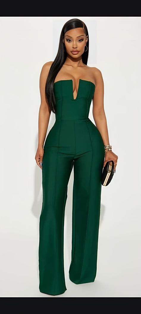 Respectable Women Outfits, Formal Outfits For Dinner, Dinner Jumpsuit Classy Elegant, Jumpsuit Outfit For Graduation, Dinner Outfit Inspo Classy, Jeans Dinner Outfit Classy, Graduation Outfit Ideas Jumpsuit, Black Graduation Outfit, Graduation Jumpsuit Outfit