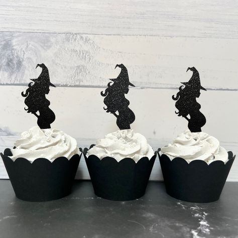 Black Gender Reveal Cake, Boo Baby Shower Theme Girl, Witch Themed Baby Shower Ideas, Boo Or Ghoul Gender Reveal, Goth Gender Reveal Ideas, Witchy Gender Reveal, Halloween Baby Shower Party Favors, A Baby Is Brewing Halloween Baby Shower Ideas, Halloween Baby Shower Treats