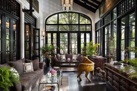 Florida Interiors, The Siam Hotel, Style Hacienda, Colonial Style Interior, Indochine Interior, Colonial Interior Design, Indochine Style, British Colonial Decor, Colonial Interior