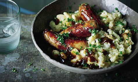 So, since I'm doing a lot more recipe hunting by myself, my husband is pitching in. This is one of his finds. :-) He's been eyeing "Bangers & Mash" forever because it looks good to him. Note the beans may put it on the high side for some, and the gravy includes a small amount of flour. I don't have flour in the house but would use guar gum to thicken it or just default to my favorite gravy thickener: cream cheese. But something different for you if it fits your plan. http://www.dailymail.co.uk/h Bodycoach Recipes, Joe Wicks Recipes, Easy Low Carb Meals, Low Carb Meals, Joe Wicks, Bangers And Mash, Meals Ideas, Body Coach, Onion Gravy