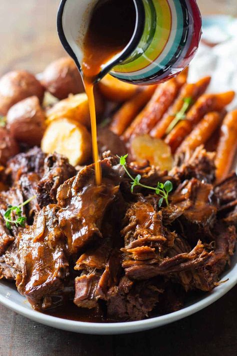 Pressure Cooker Roast Beef, Cajun Ninja, Pot Roast Gravy, Pressure Cooker Roast, Dutch Oven Pot Roast, Oven Pot Roast, Roast Gravy, Instant Pot Pot Roast, Easy Pot Roast